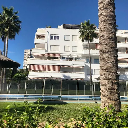 La Playa Costa Lago Apartment *