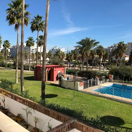La Playa Costa Lago